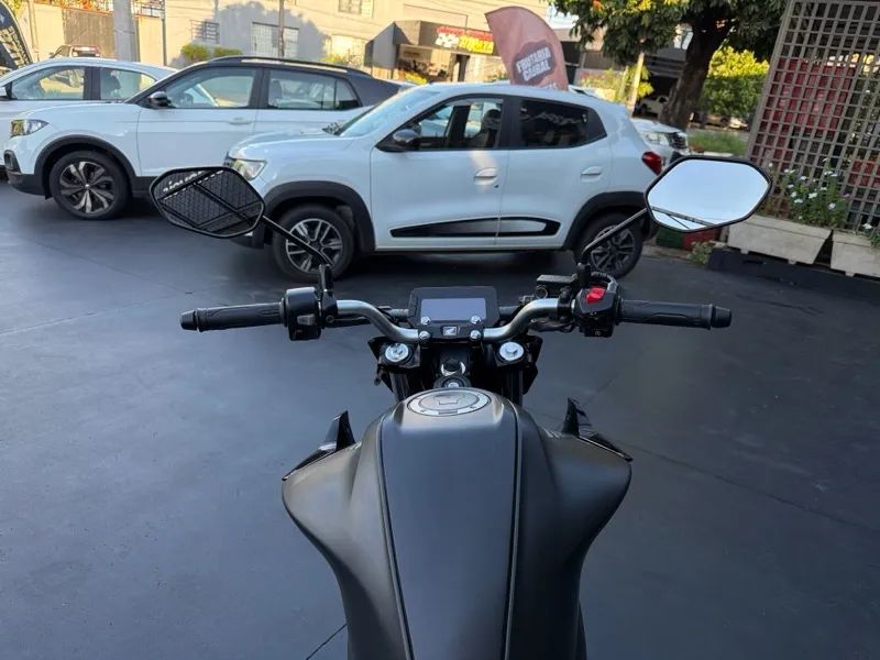 Honda CB 300F Twister 300 cc  - Foto 8