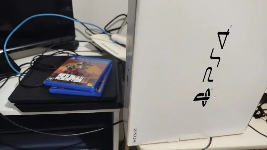 PS4 - 1tb - Foto 2