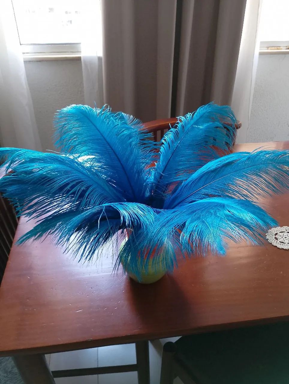 Plumas azul celeste