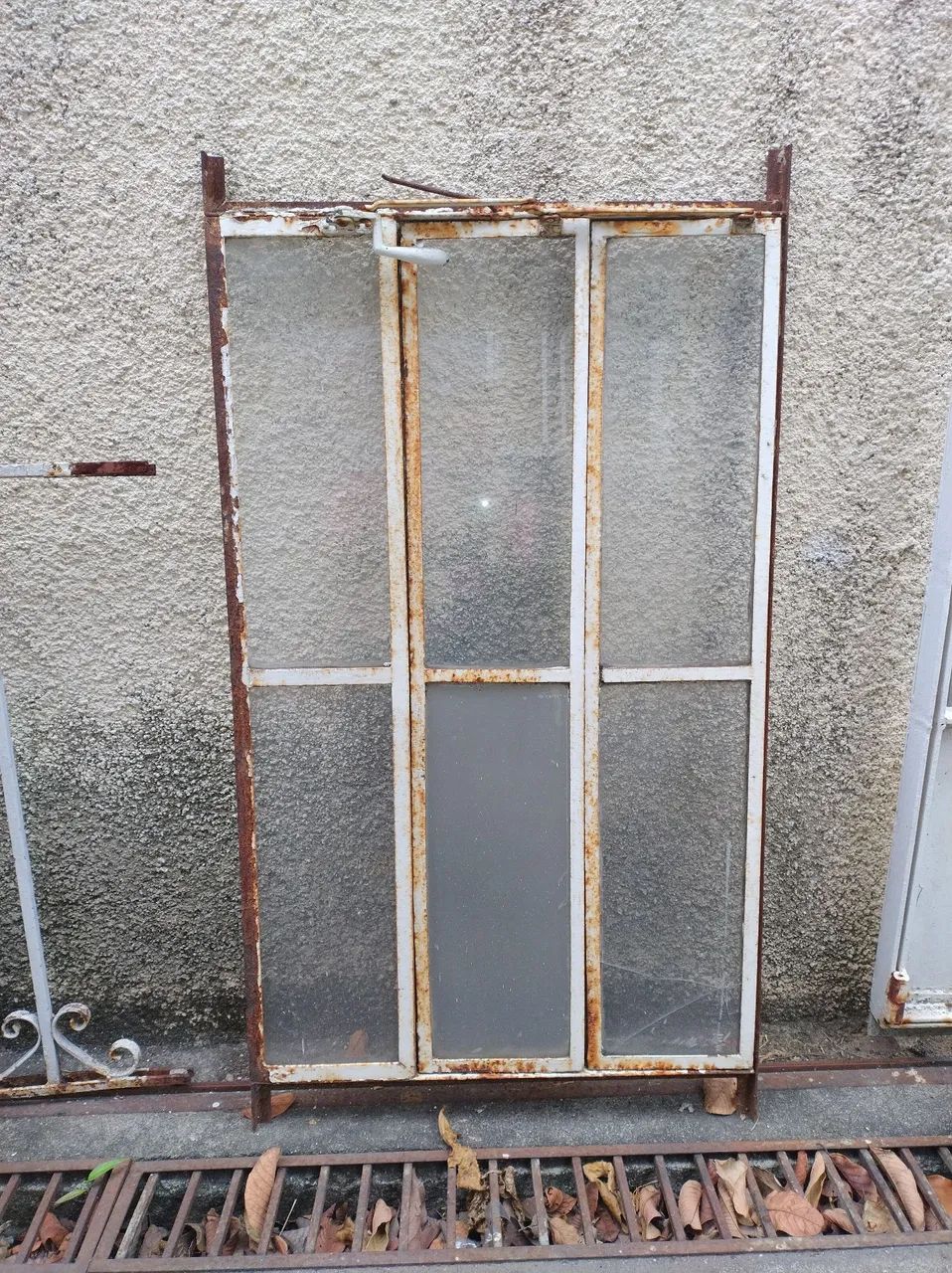 Grade de ferro para proteção de janela - Foto 2