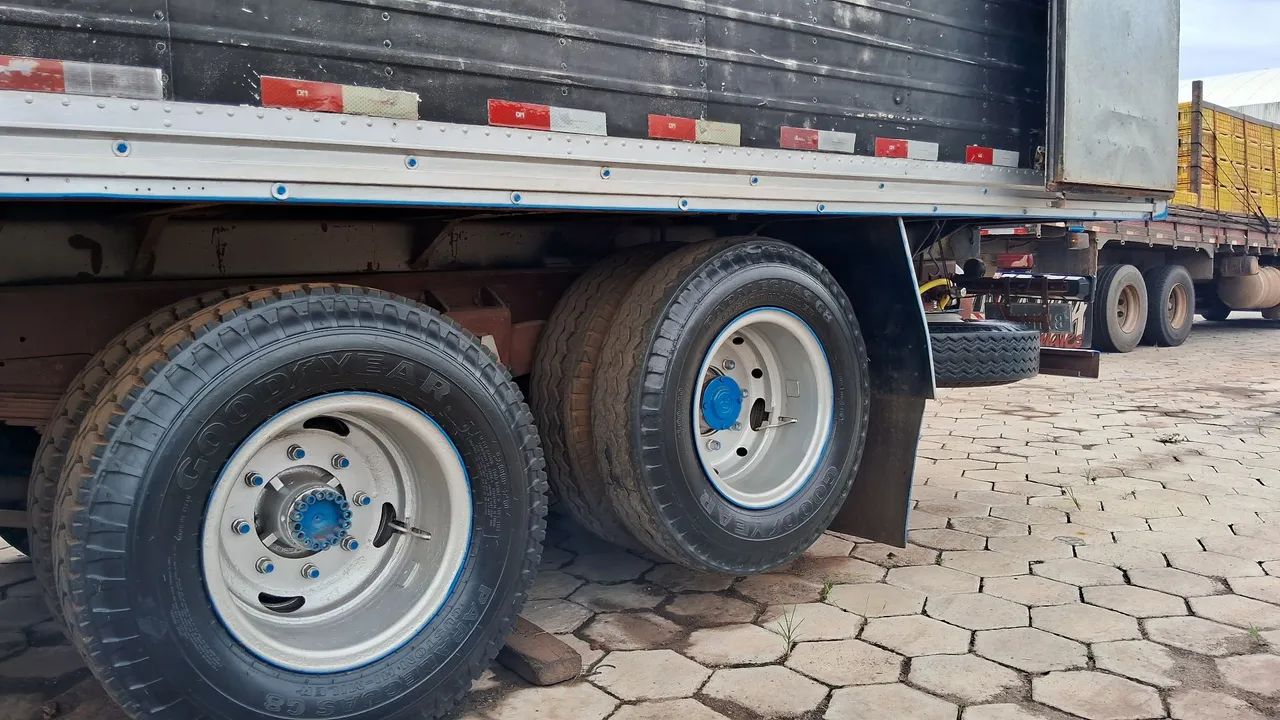 Ônibus 1113 ano 73 BAÚ com suspensor a ar  - Foto 10