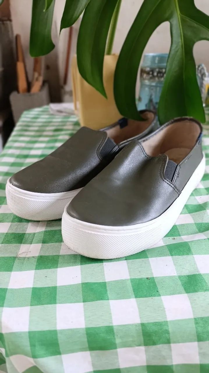 Tênis Moleca Slip On Verde Azeitona - Foto 3