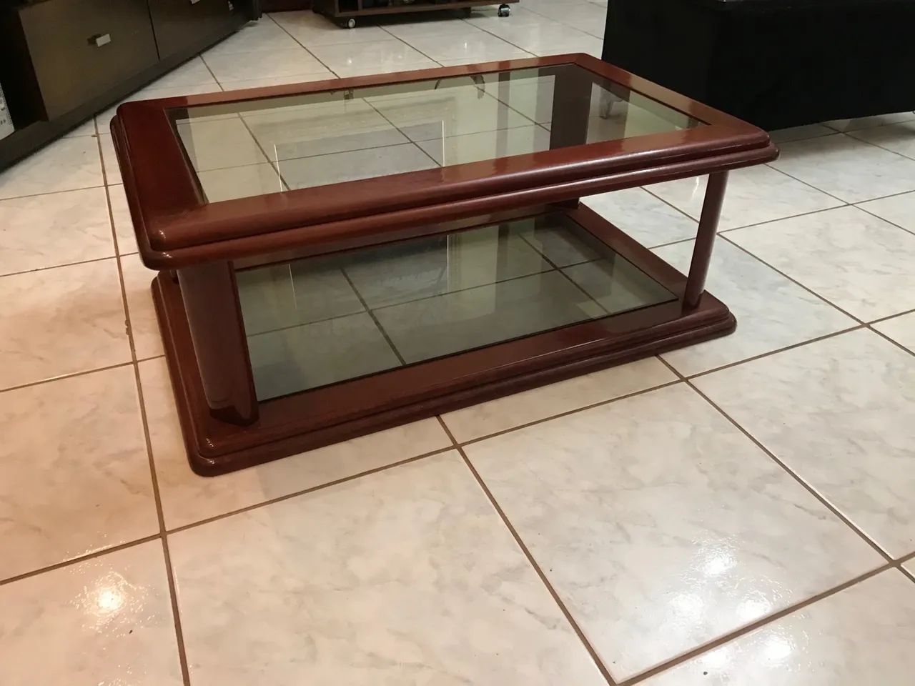 Mesa de centro em madeira maciça - Foto 4