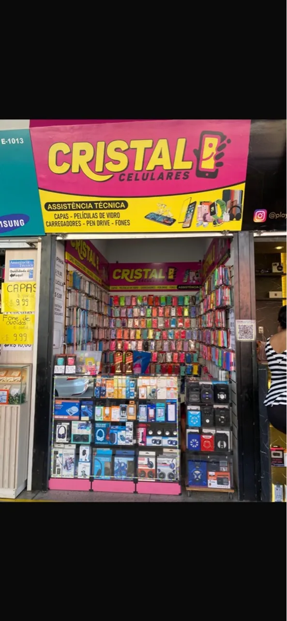 Vende-se loja de celular, bem localizada e completa