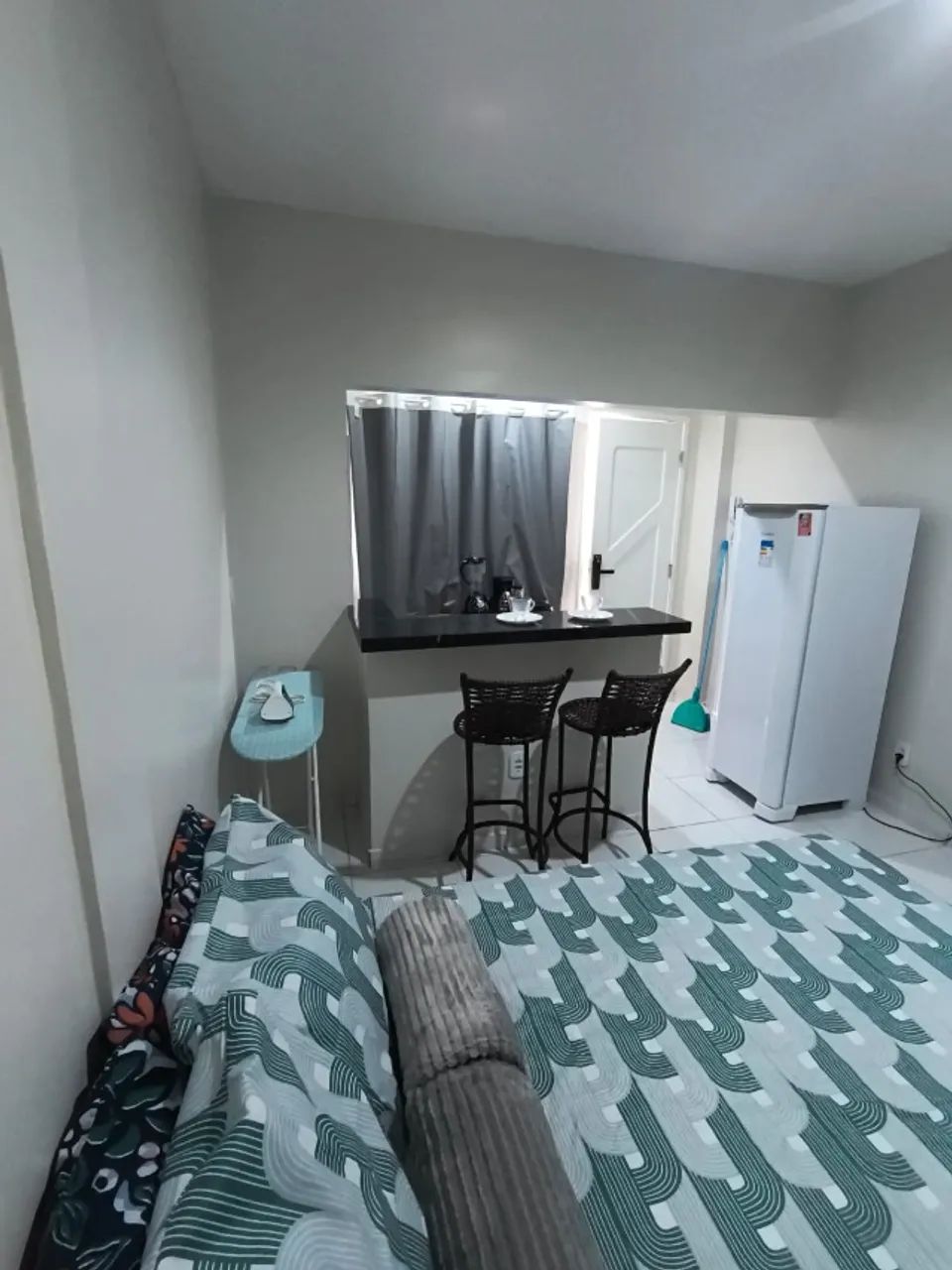 ALUGAMOS KITENETES MOBILIADAS COM AR CONDICIONADO NO CALHAU SÓ POR TEMPORDA(DIARIAS) - Foto 3