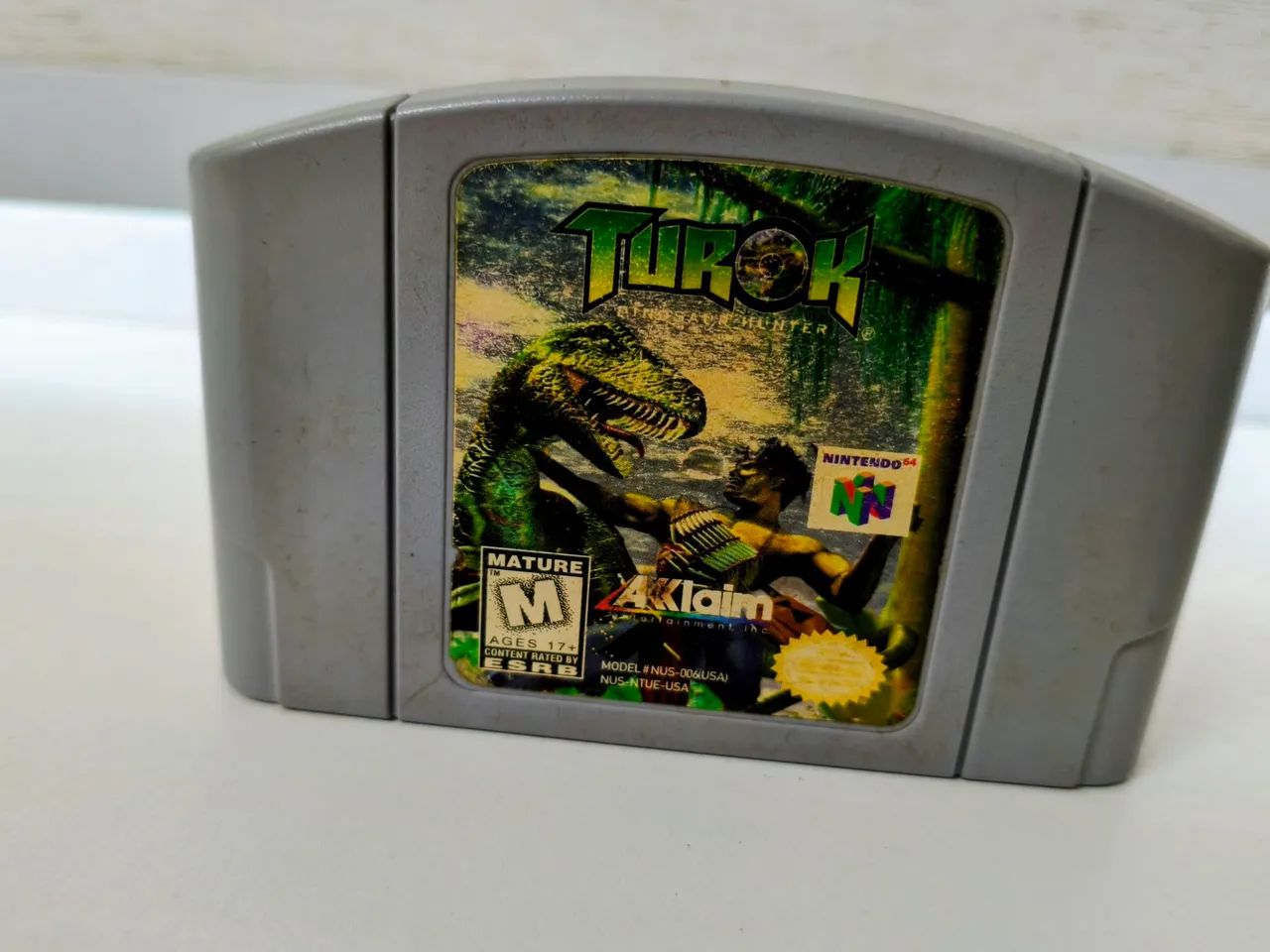 Turok dinossaur Hunter Nintendo 64