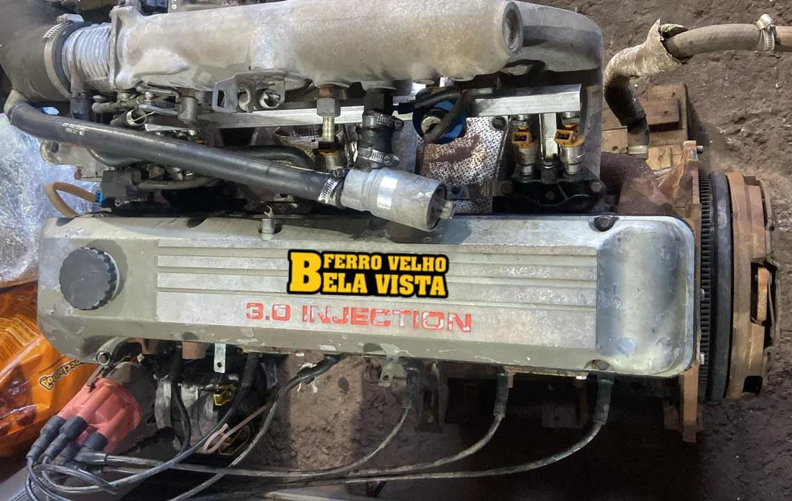 Motor ômega 3.0 6cc - tenho outras peças