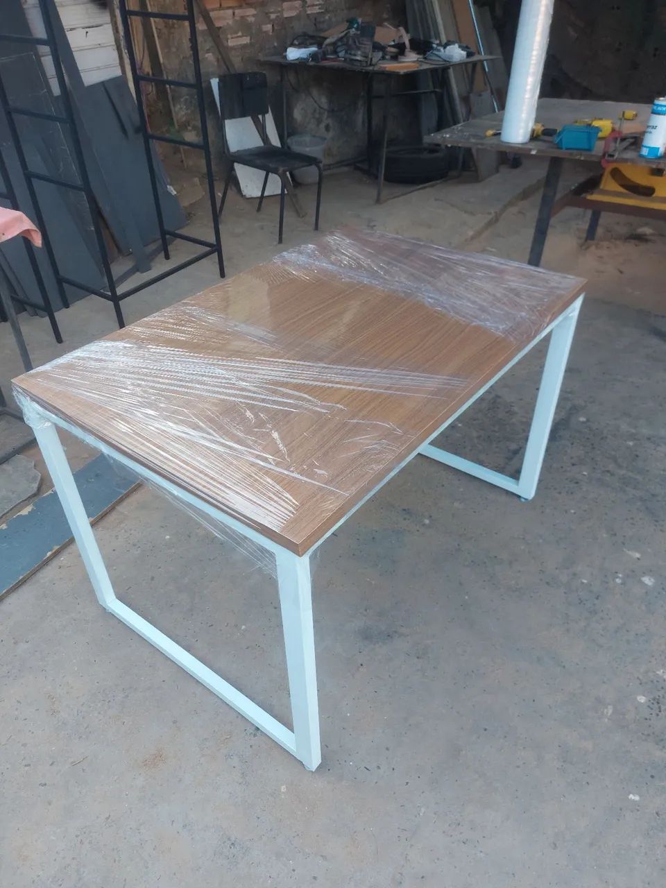 Mesa estilo industrial  - Foto 2