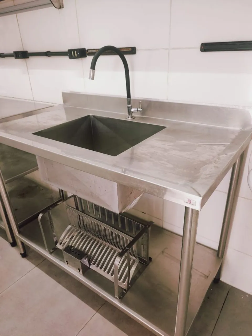 Pia de Aço Inox para Cozinha Industrial
