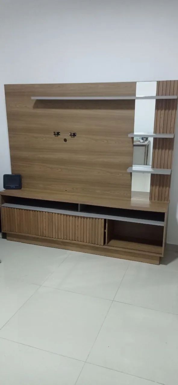 Estante para TV em MDF nova 
