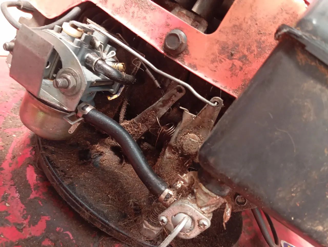 Cortador de grama branco a gasolina  - Foto 5