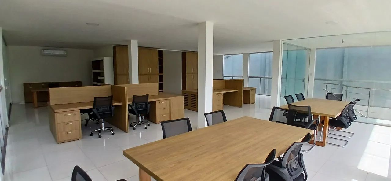 2 Galpõoes e escritório com uma área total de 3.920 m² 1 com câmara fria . - Foto 15