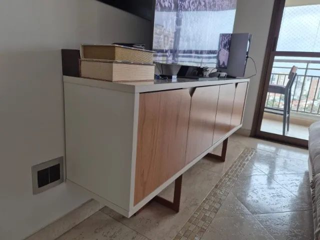 OFERTA Espaçoso aparador/rack mede 1,85 de comp por 39 de larg e 75 cm de altura - Foto 2