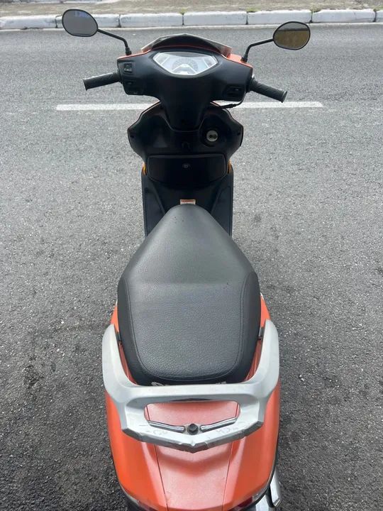 Burgman 125i - Foto 3