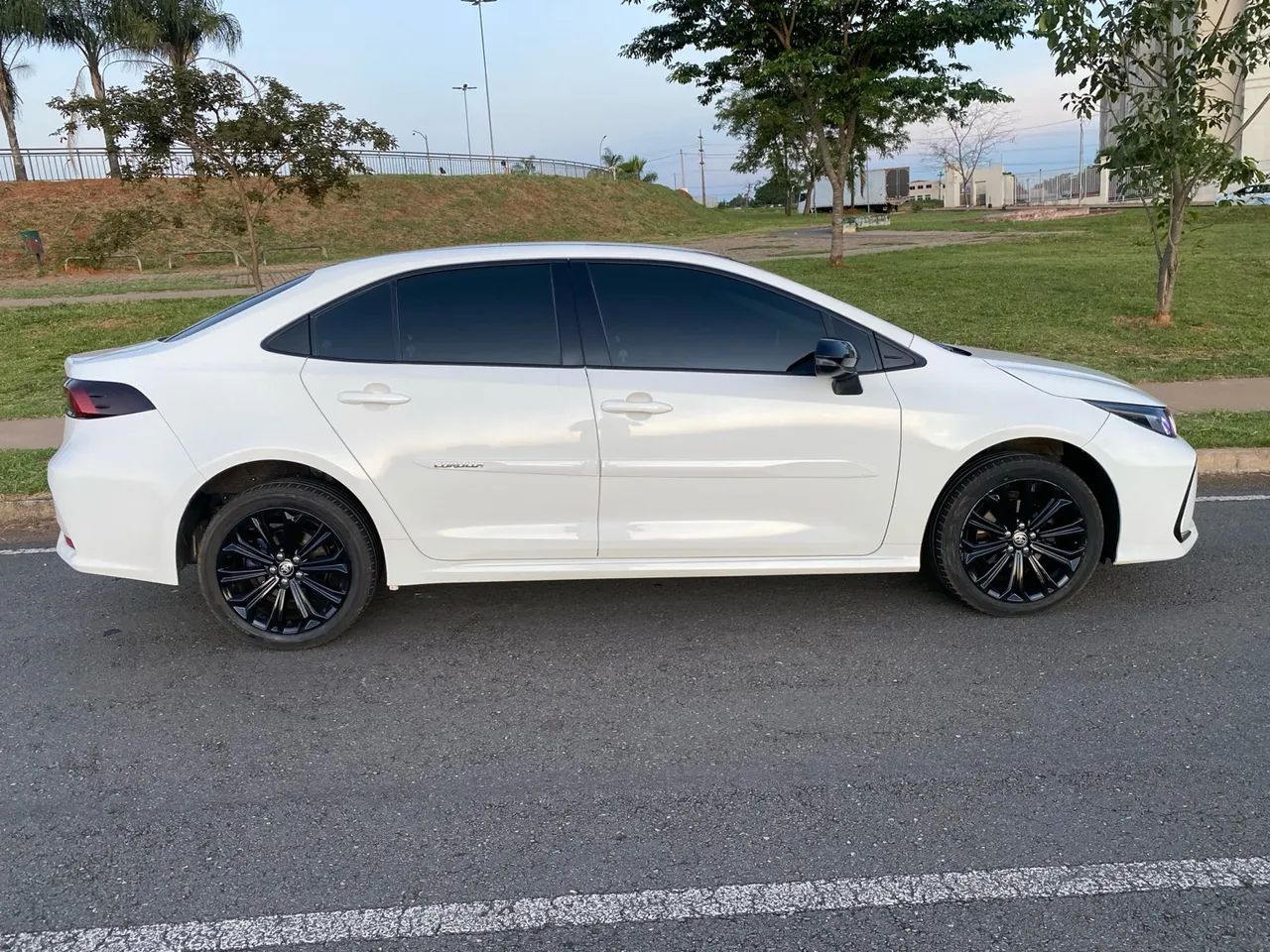Toyota Corolla Xei - 2.0 - Foto 4
