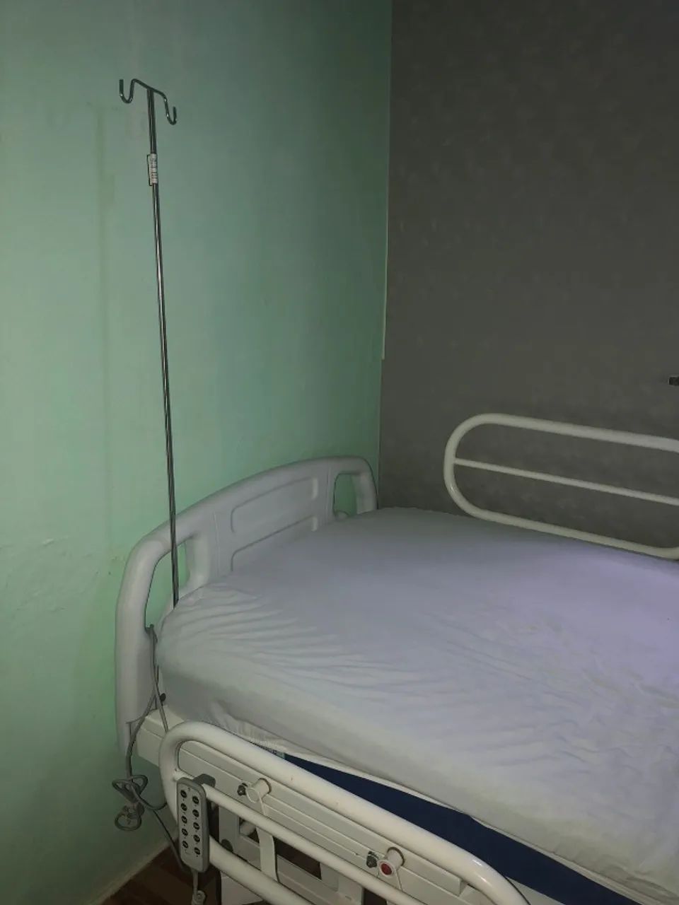 Aluguel de Cama hospitalar com controle - Foto 2