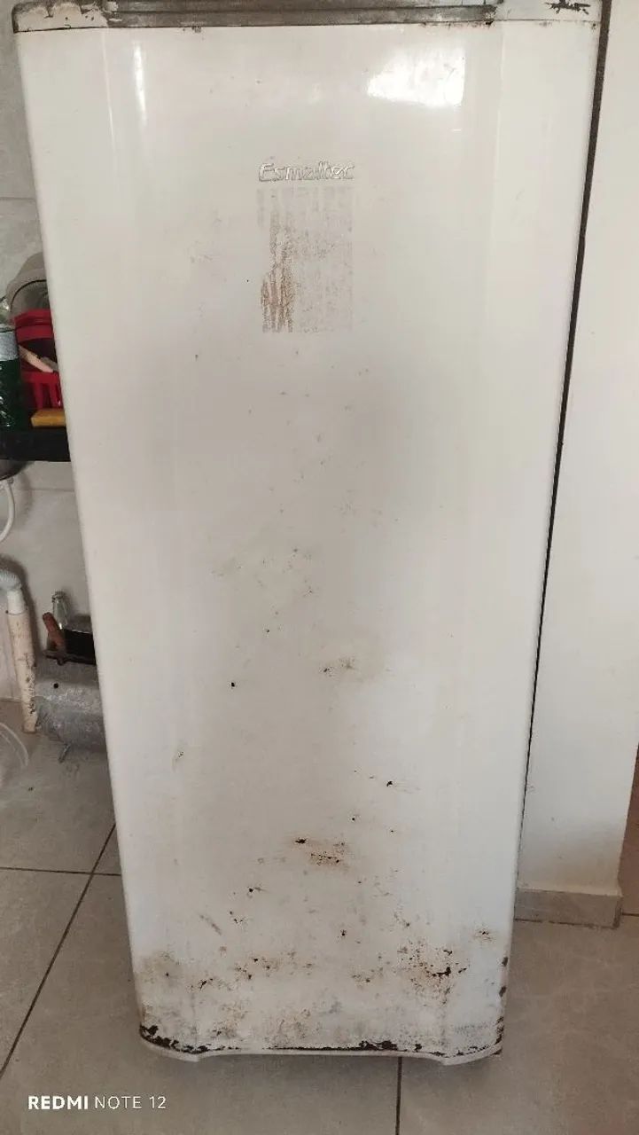 Geladeira Esmaltec - Foto 2