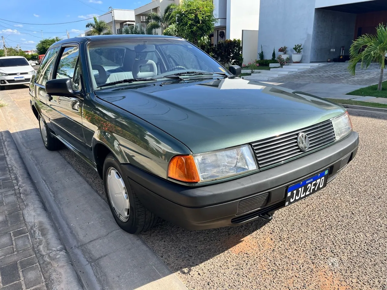 Santana CL com apenas 15.800 km rodados