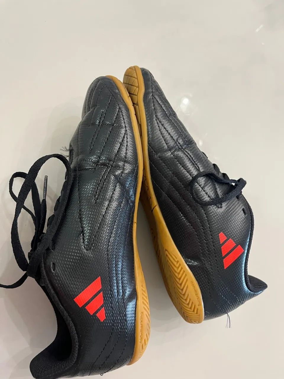 Chuteira Deportivo II futsal Adidas - Foto 4