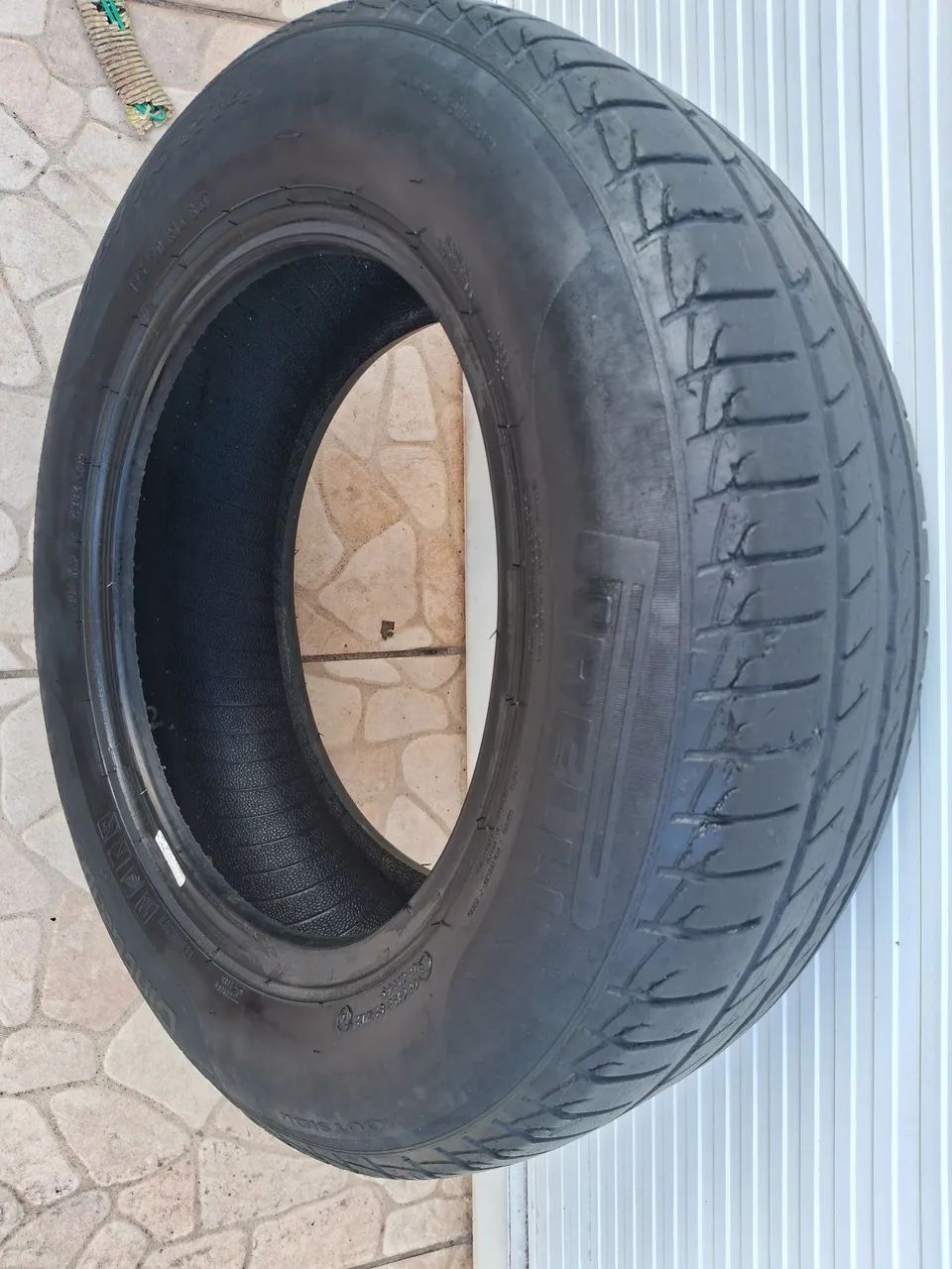 02 Pneus 175/70 R14 Pirelli  - Foto 4