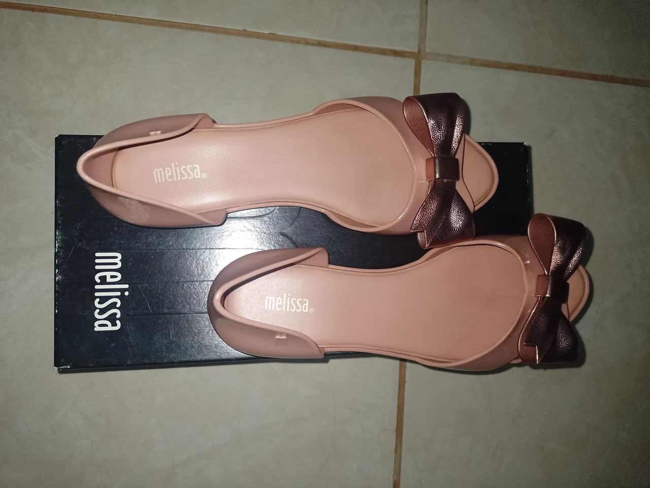 Sapatilha melissa.