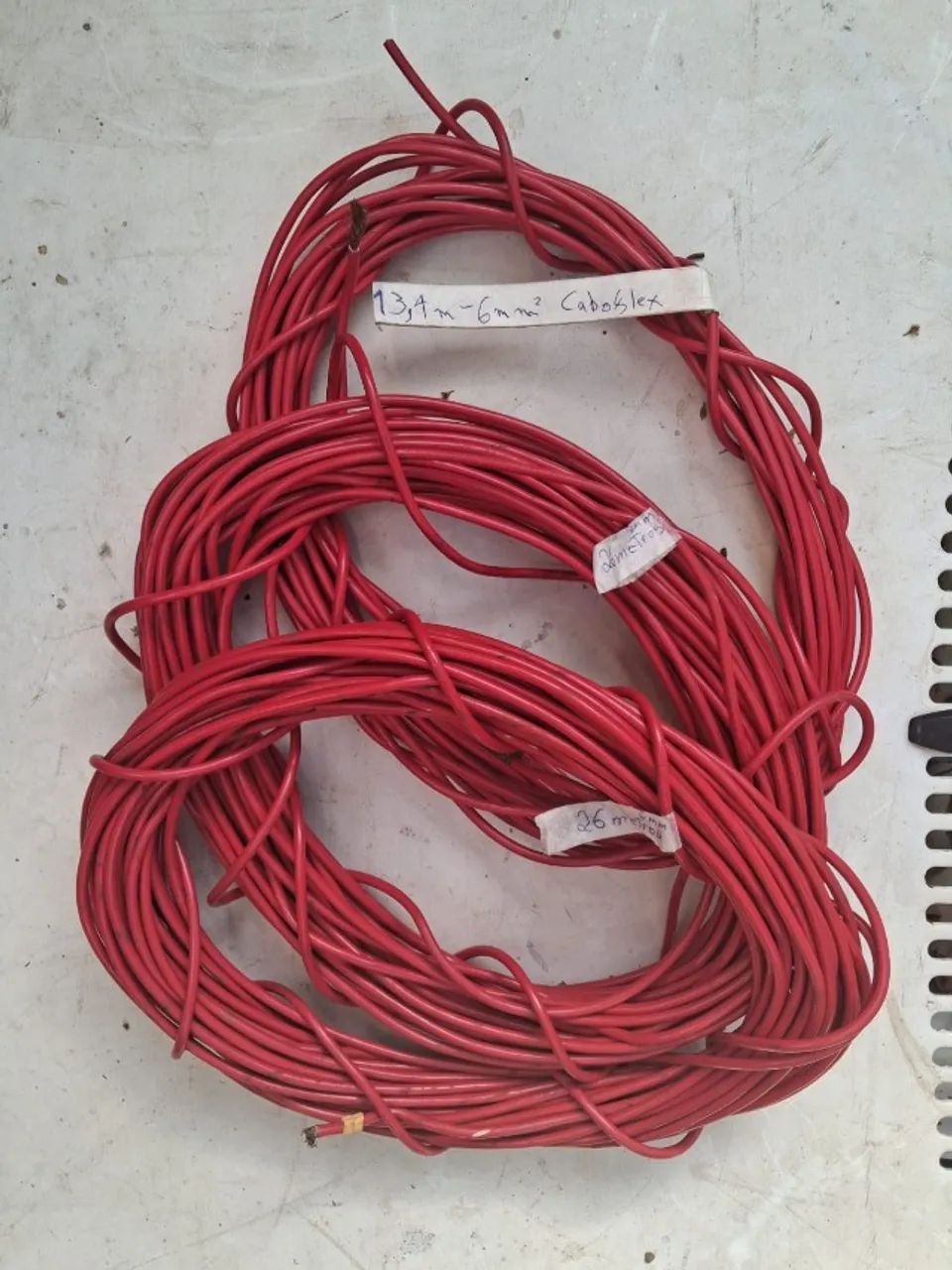 Vendo Cabos elétricos 