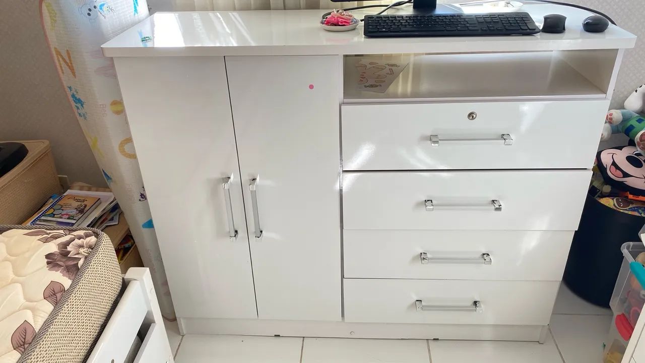 Cômoda Branca 4 Gavetas