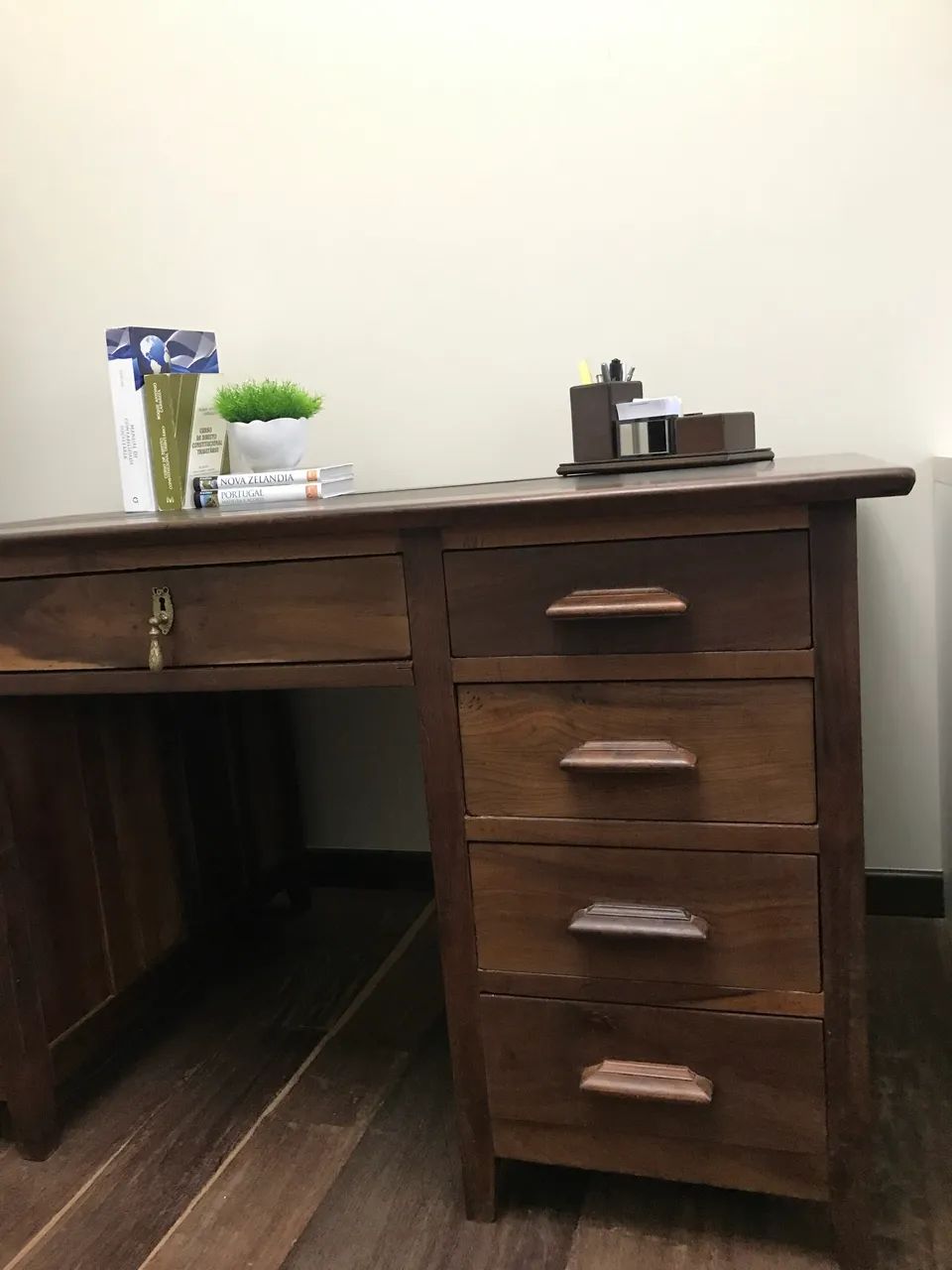 Escrivaninha Antiga64418738424450121