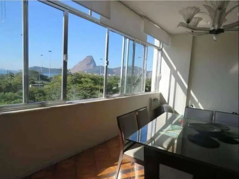 Amplo apartamento na praia do Flamengo. Frontal, modernizado - Foto 2