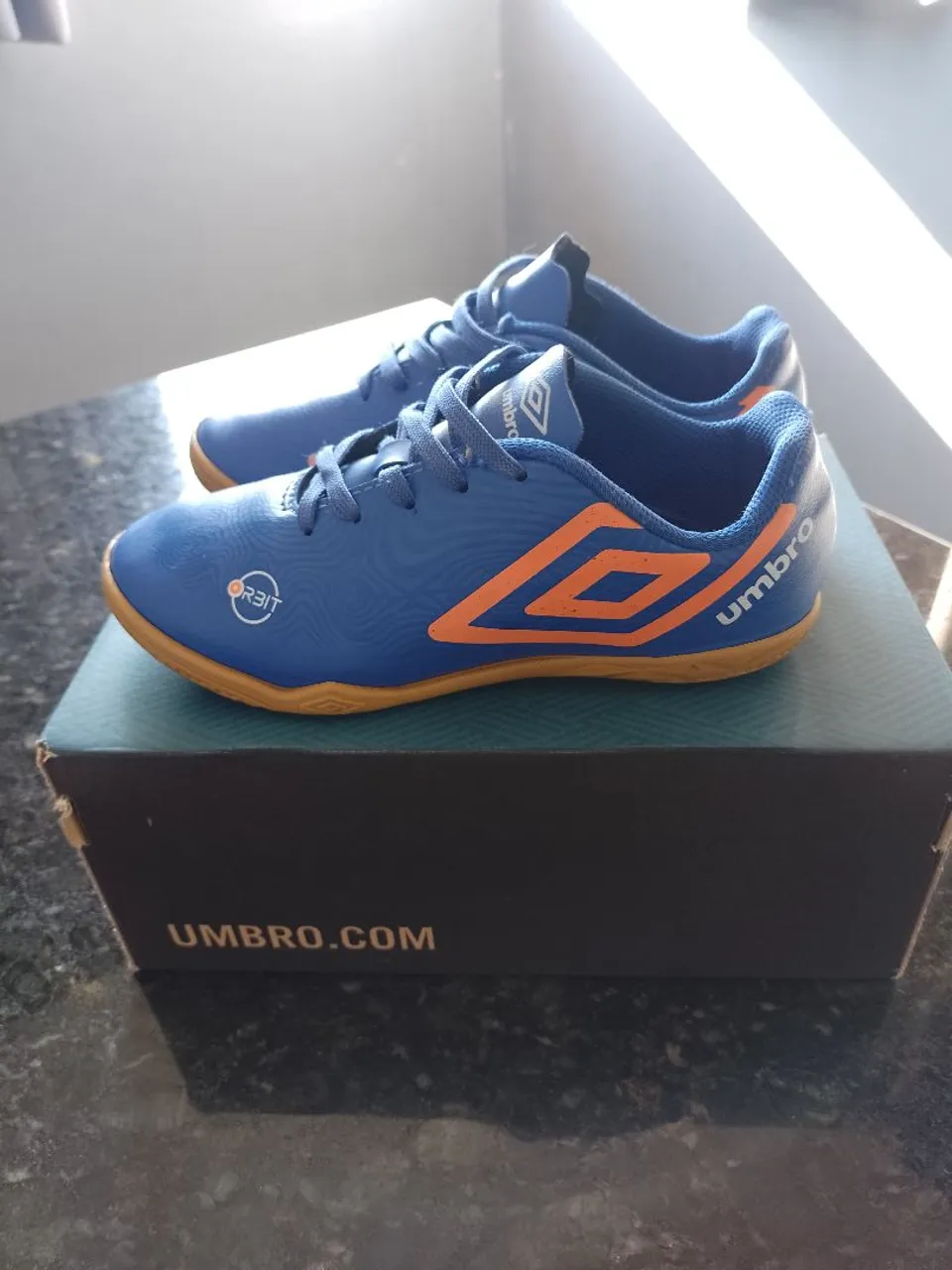 Tênis de Futsal Infantil Umbro Orbit