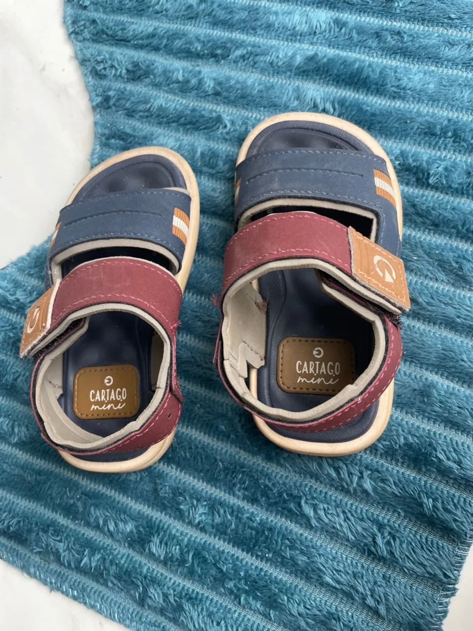 Sandálias Cartago Mini - Conforto e Estilo para os Pequenos!