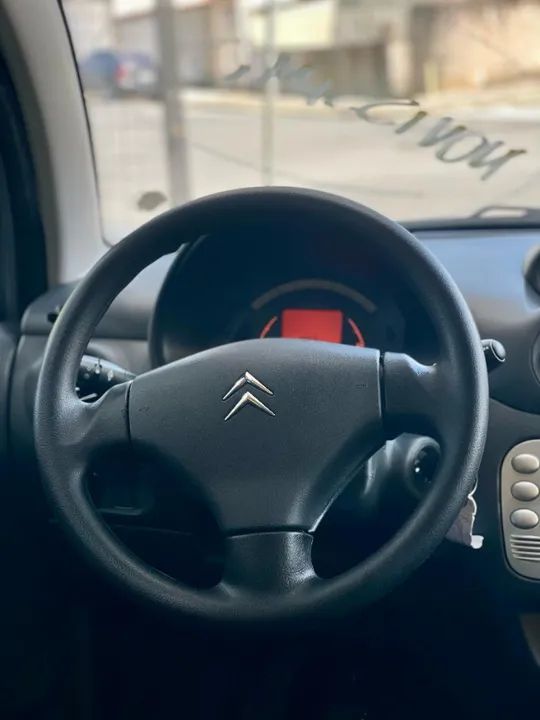 CITROEN C3 GLX 1.4 (2012) BAIXA KM - Foto 4