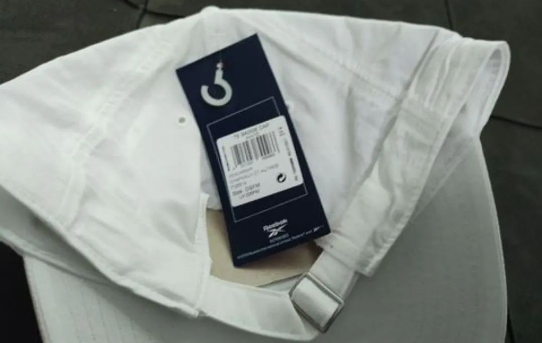 Boné Reebok Branco - Novo e Original - Foto 3