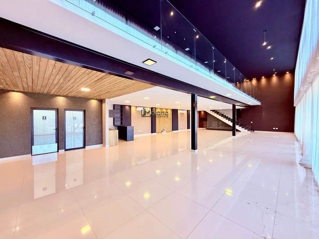 Salão Comercial  Sofisticação, Amplitude e Excelente Estrutura para o Seu Negócio - Foto 4