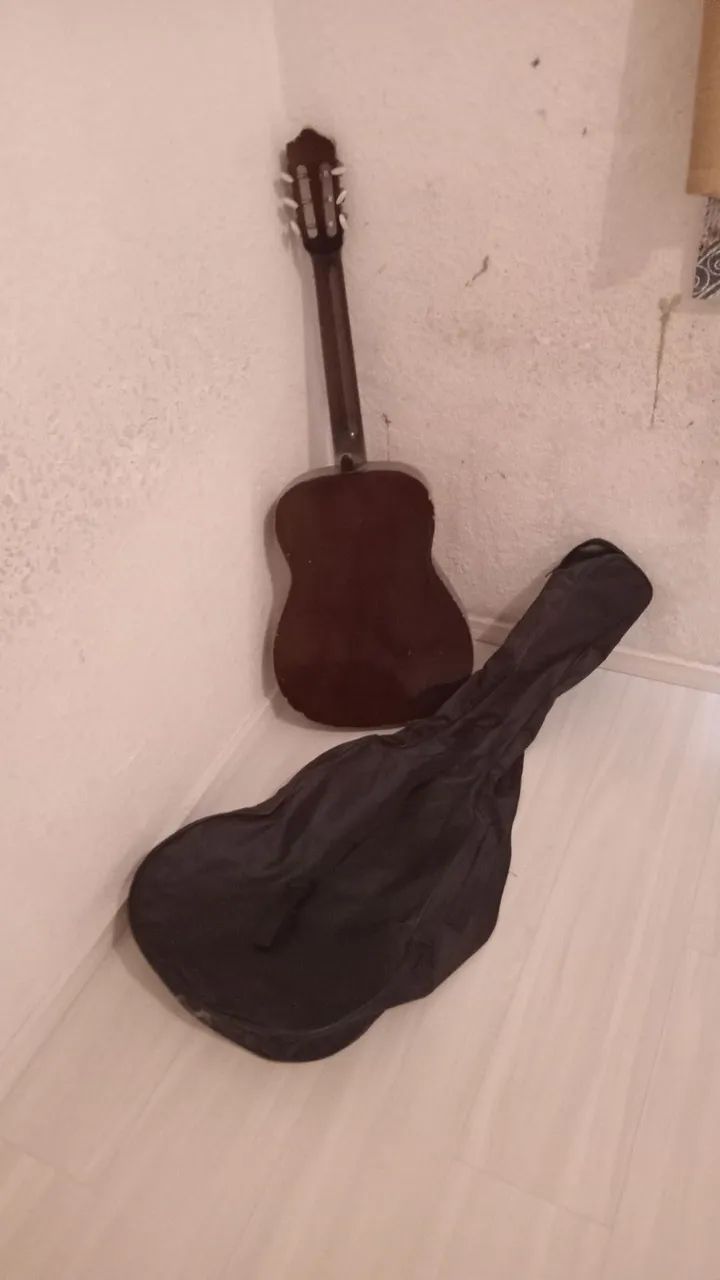 Violão Clássico Nylon + Capa - Usado - Foto 2