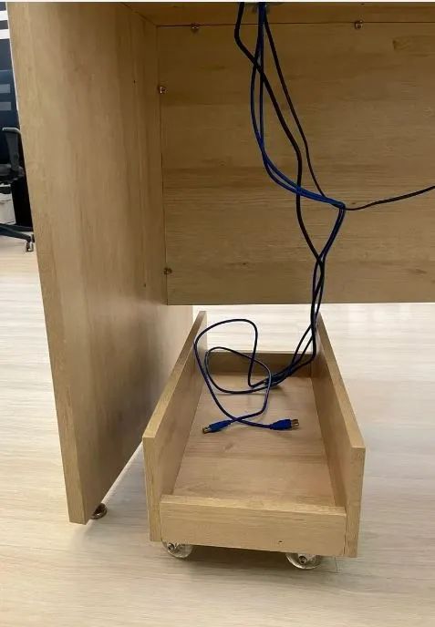 MÓVEIS PLANEJADOS DE SHOWROOM - MESA DE ESTUDOS - Foto 3