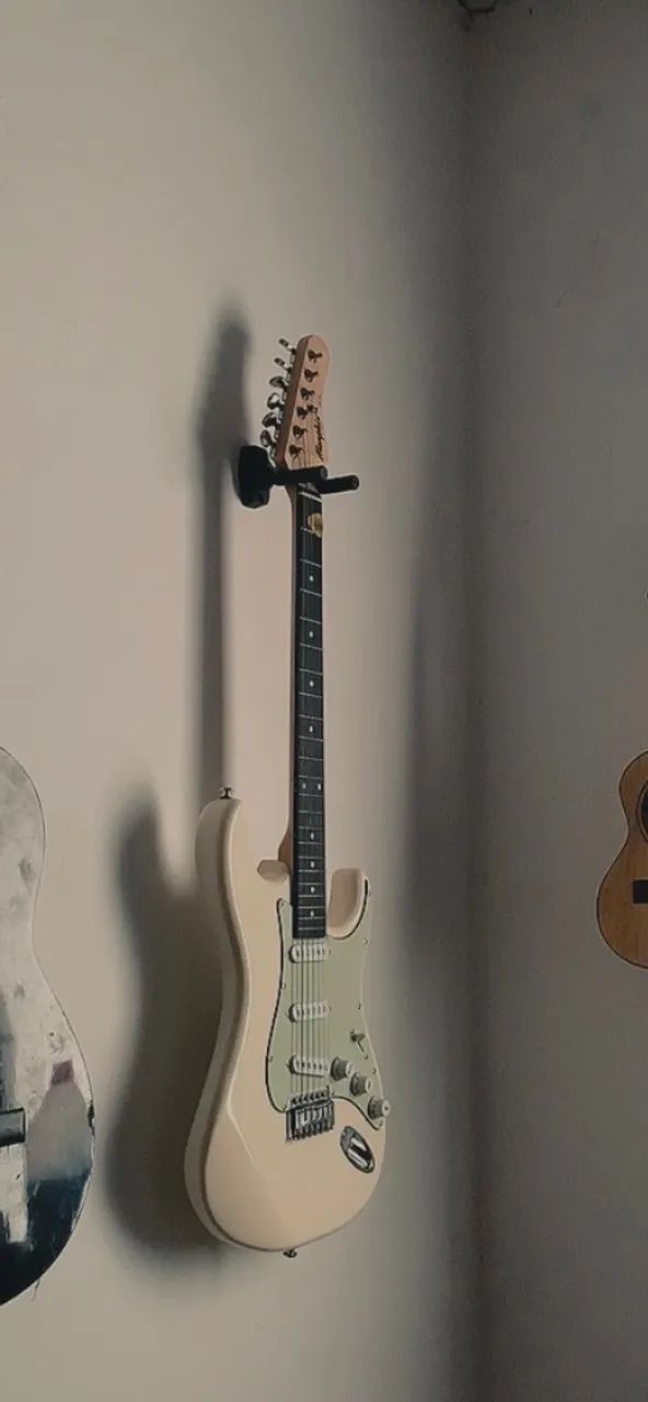 Guitarra Memphis 3 meses de uso - Foto 2