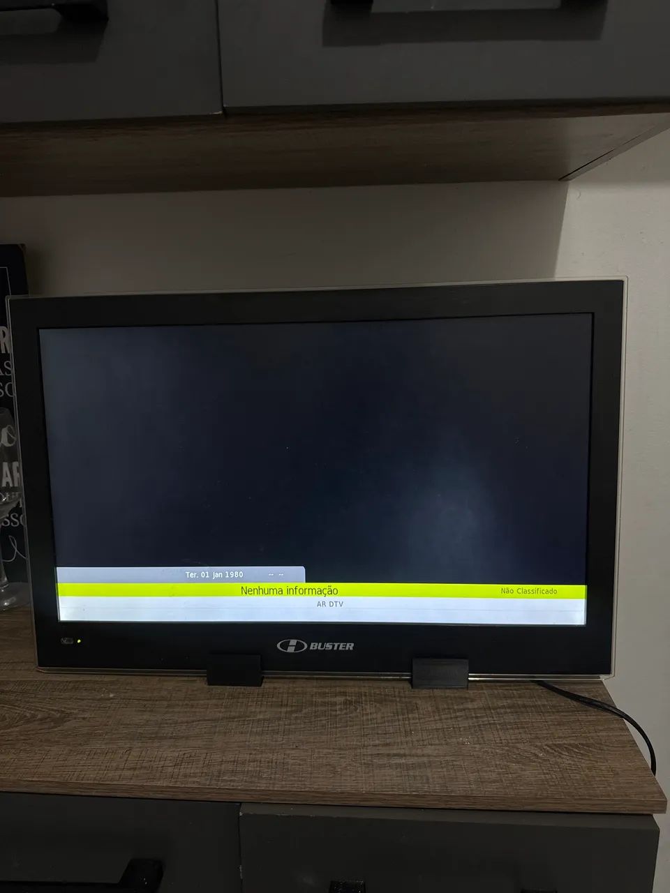 Vendo tv (não é smart) 