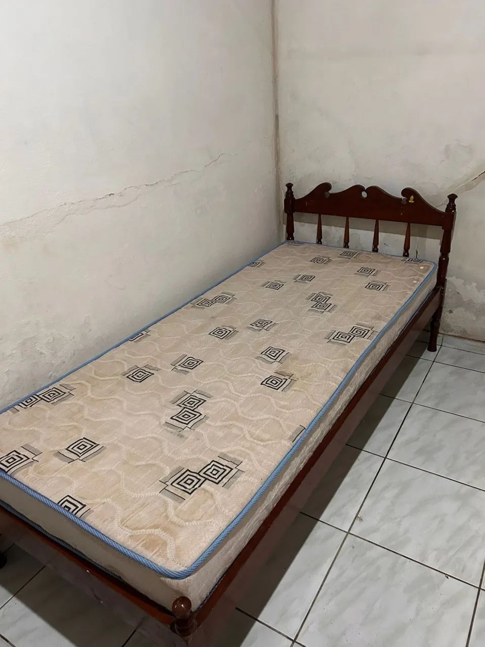 Cama de solteiro