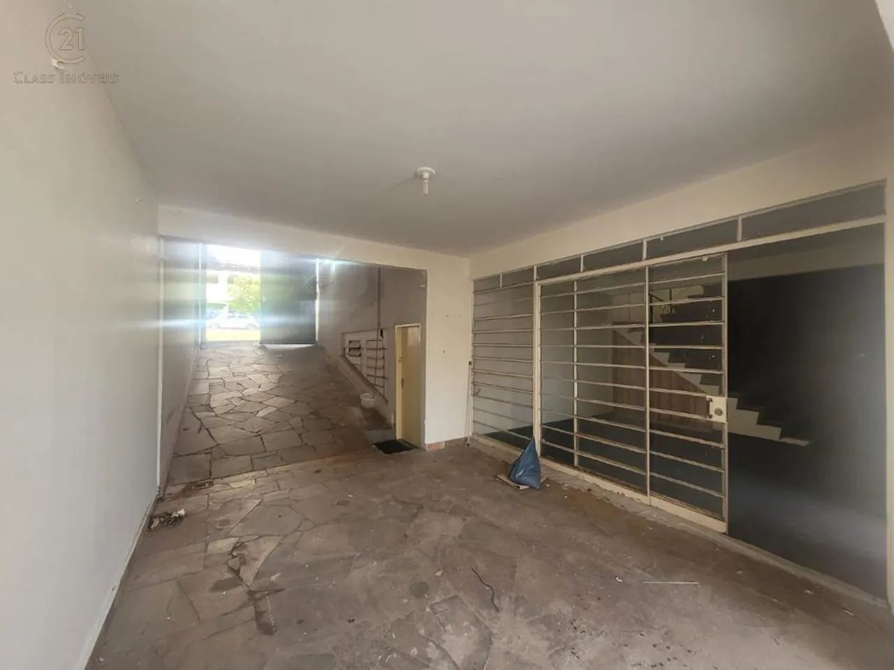 Casa para alugar em Londrina, Vila Ipiranga, com 4 quartos, com 150 m² - Foto 3