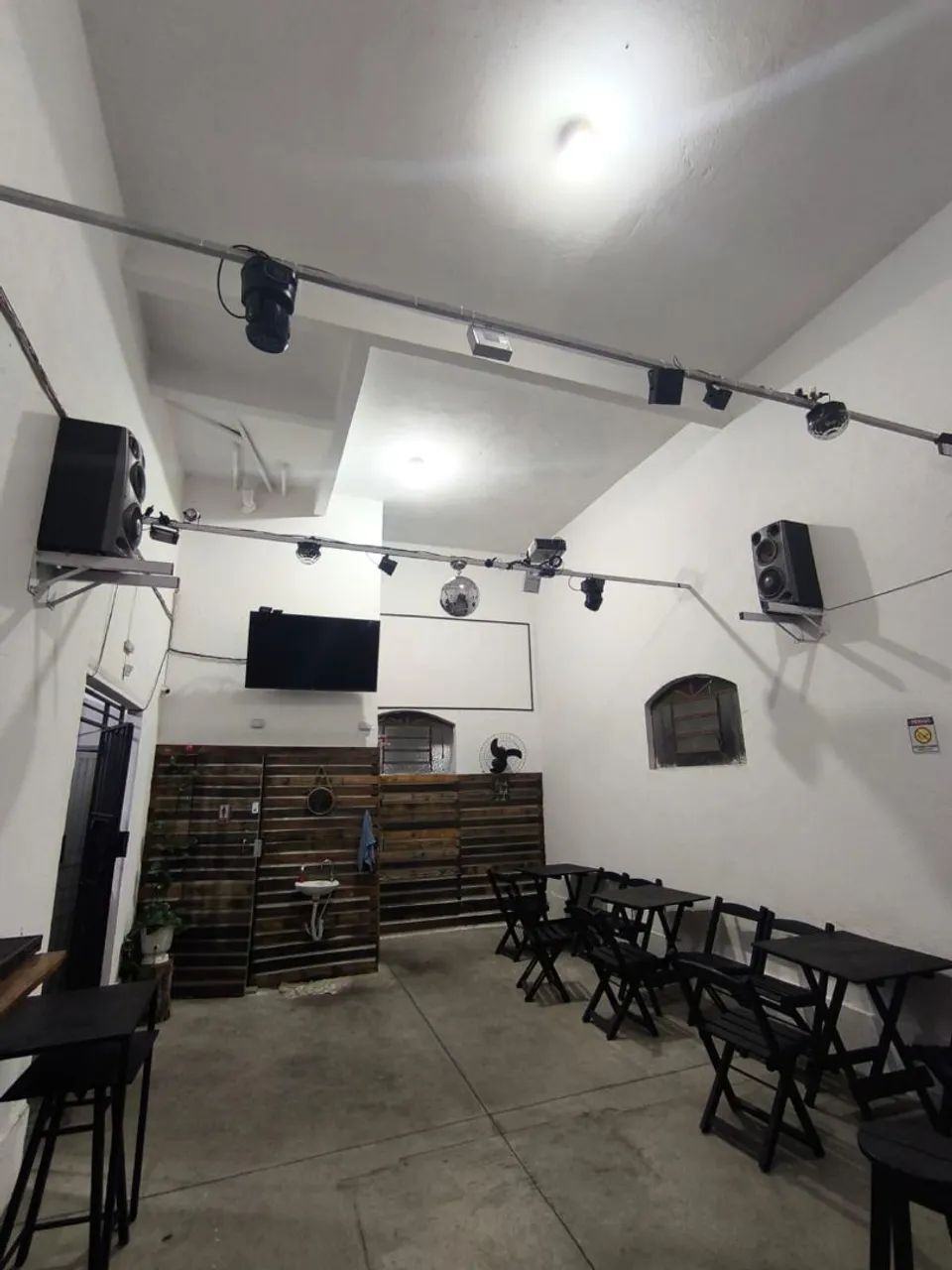 Conjunto de iluminação e som
