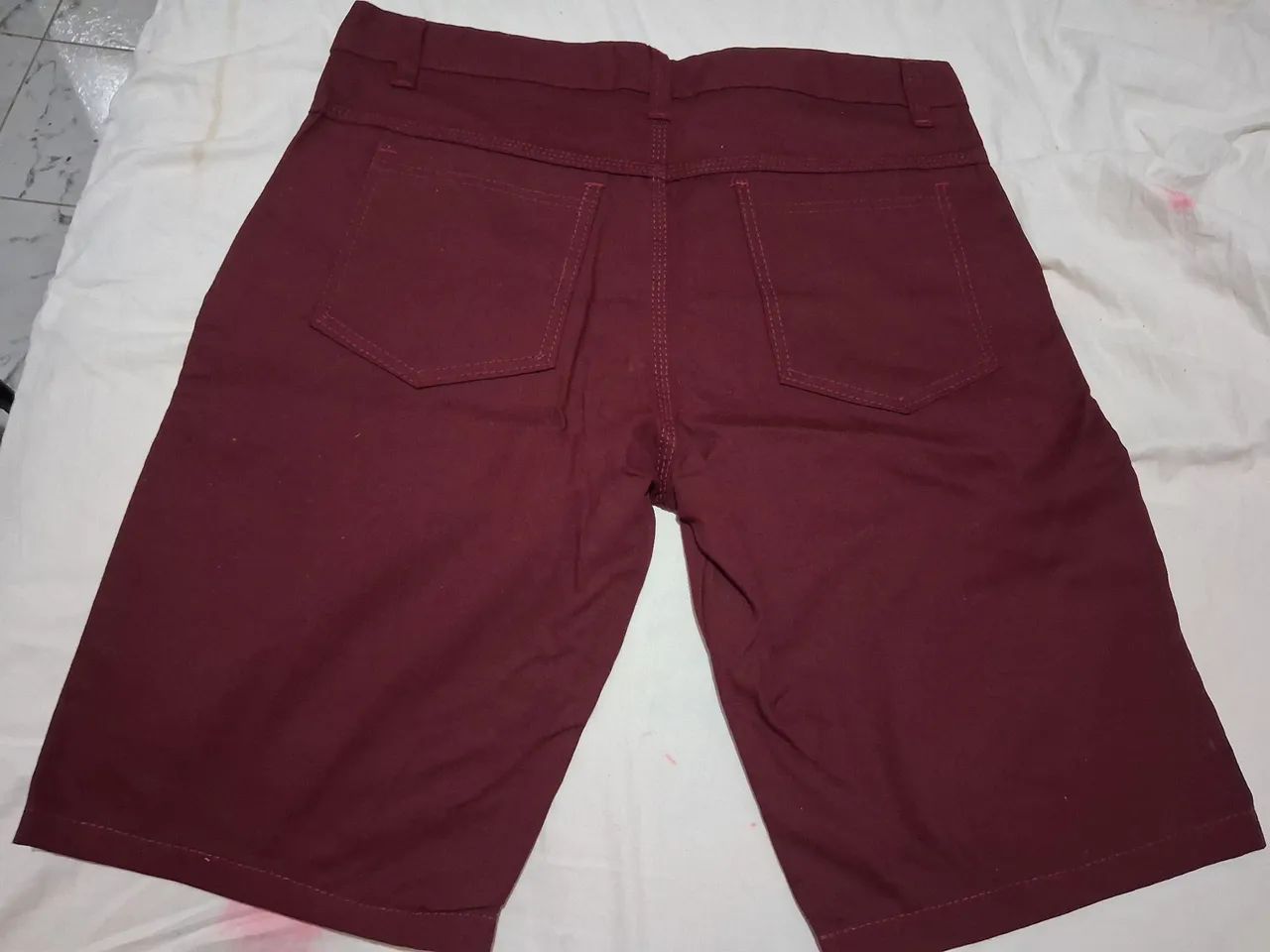 Roupa com etiqueta  - Foto 3