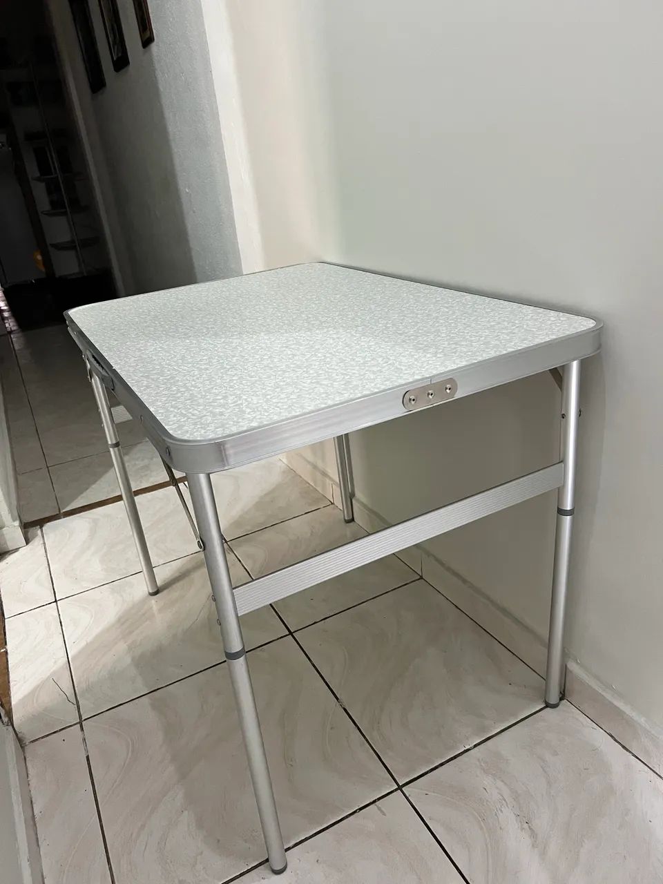 Mesa desmontável 