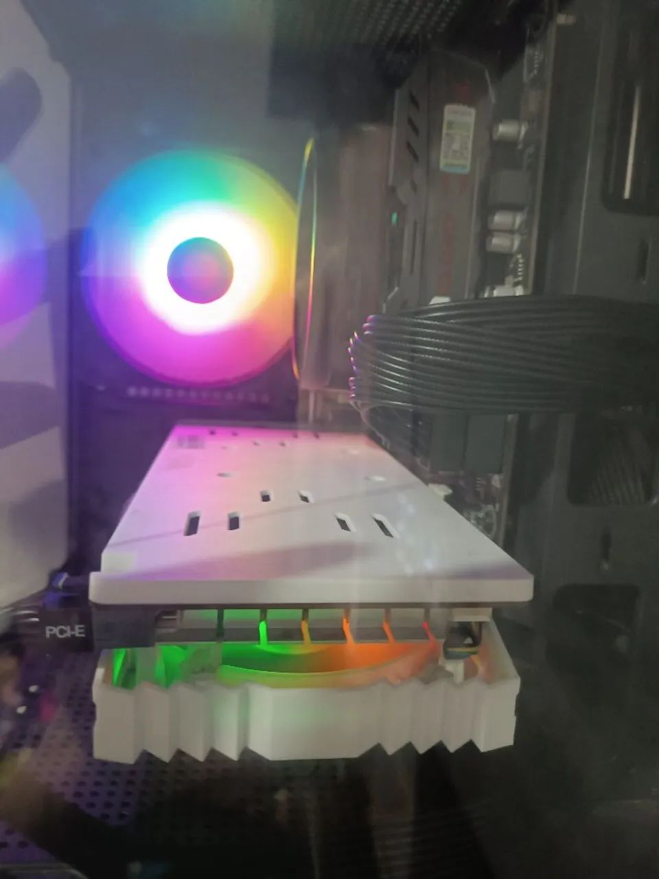 Placa de vídeo RX 580 2048sp branca