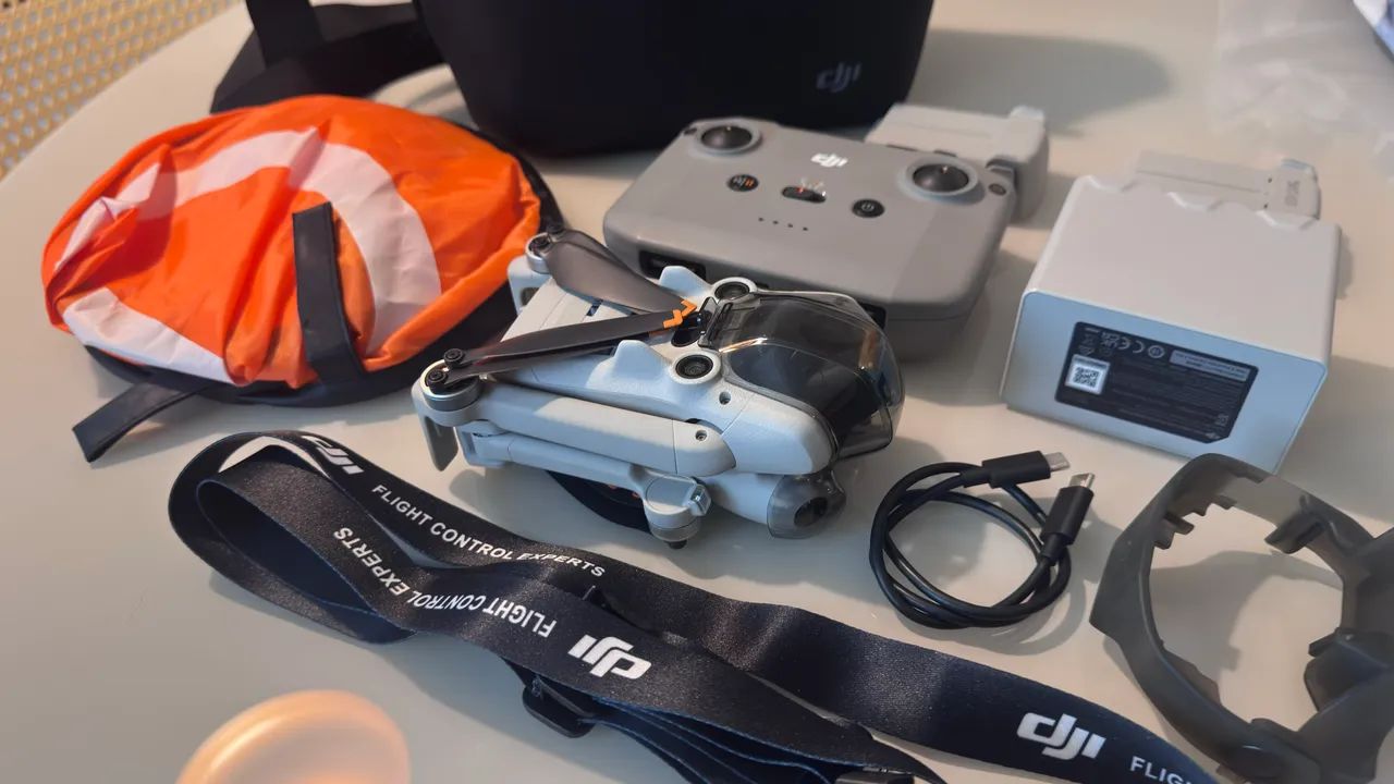 Drone DJI Mini 4 Pro Novíssimo 