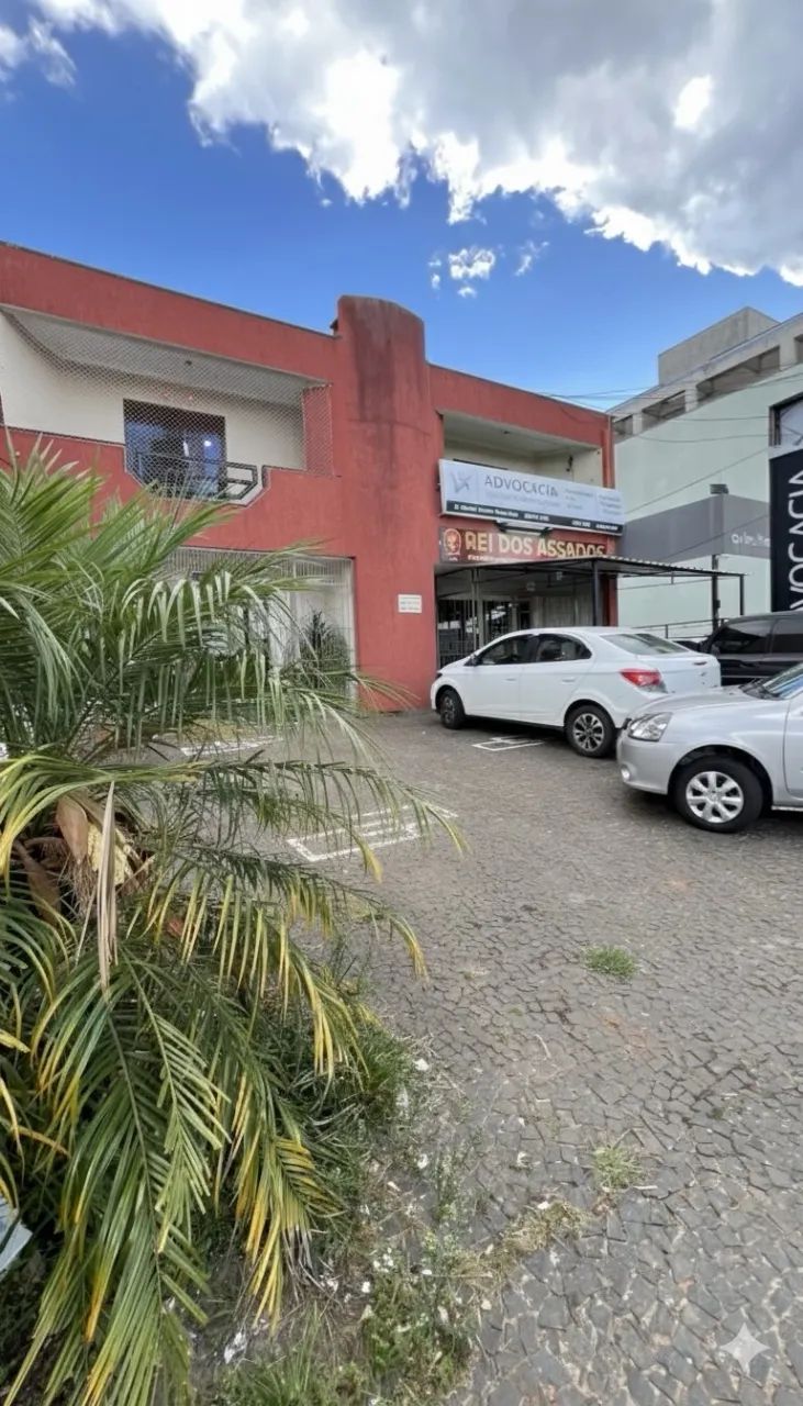 ALUGA-SE ? IMÓVEL COMERCIAL OU RESIDENCIAL| AV. CARLOS CAVALCANTI