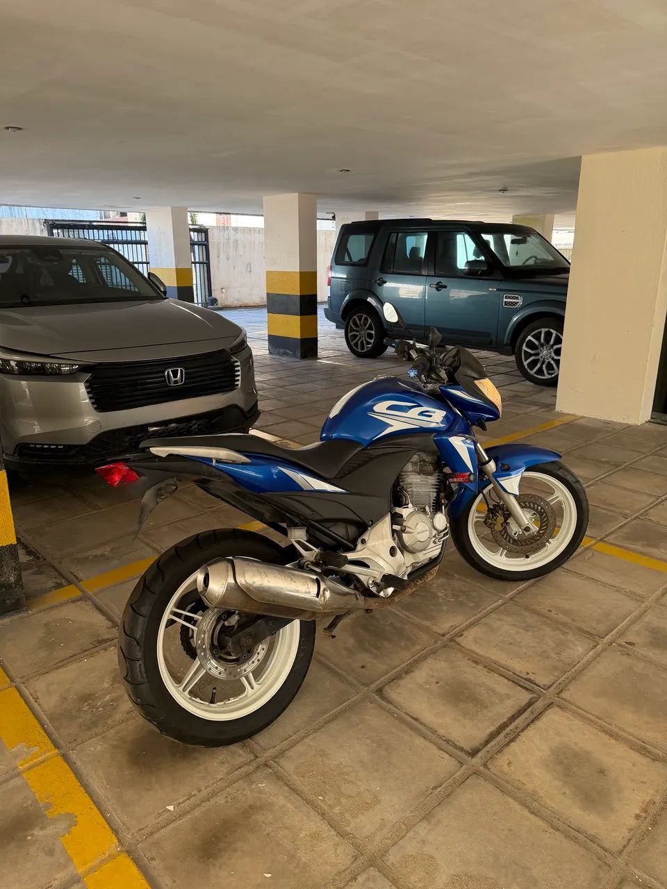 CB 300r - Azul - Quitada - Documentada - sem multas