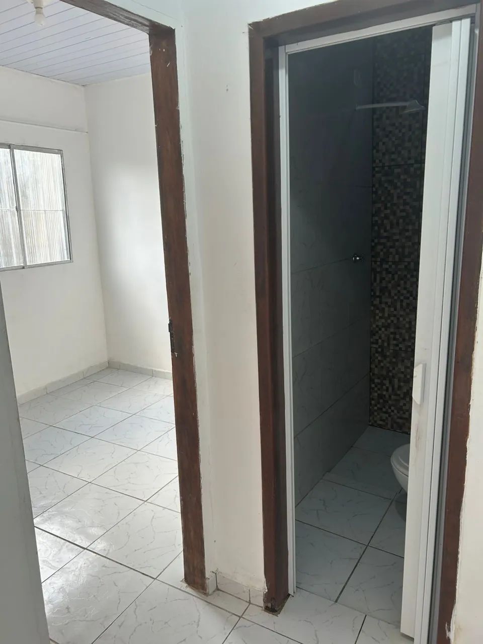 ALUGA-SE CASA  - Foto 4