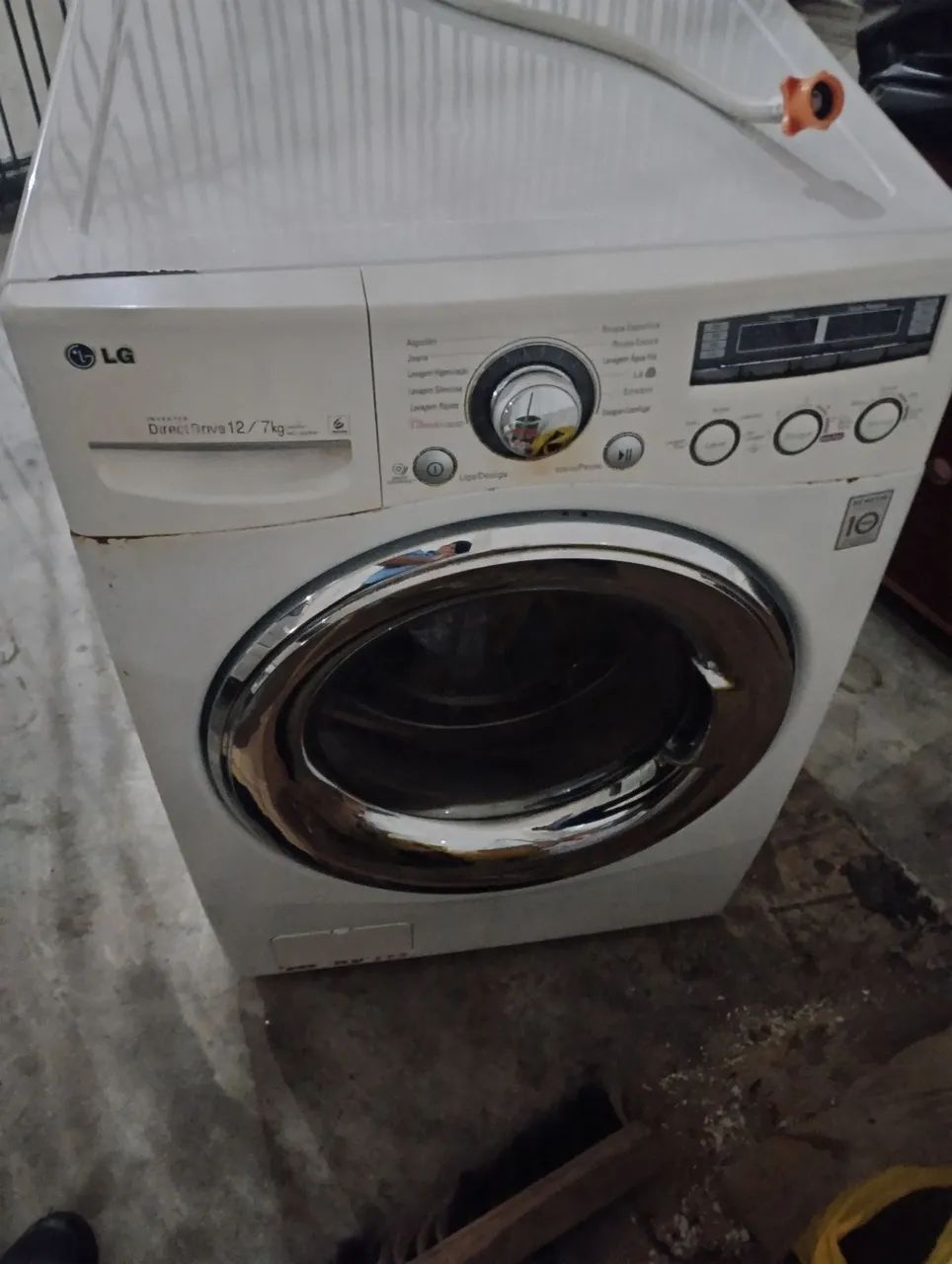 Lava e seca LG 12 kg com defeito 