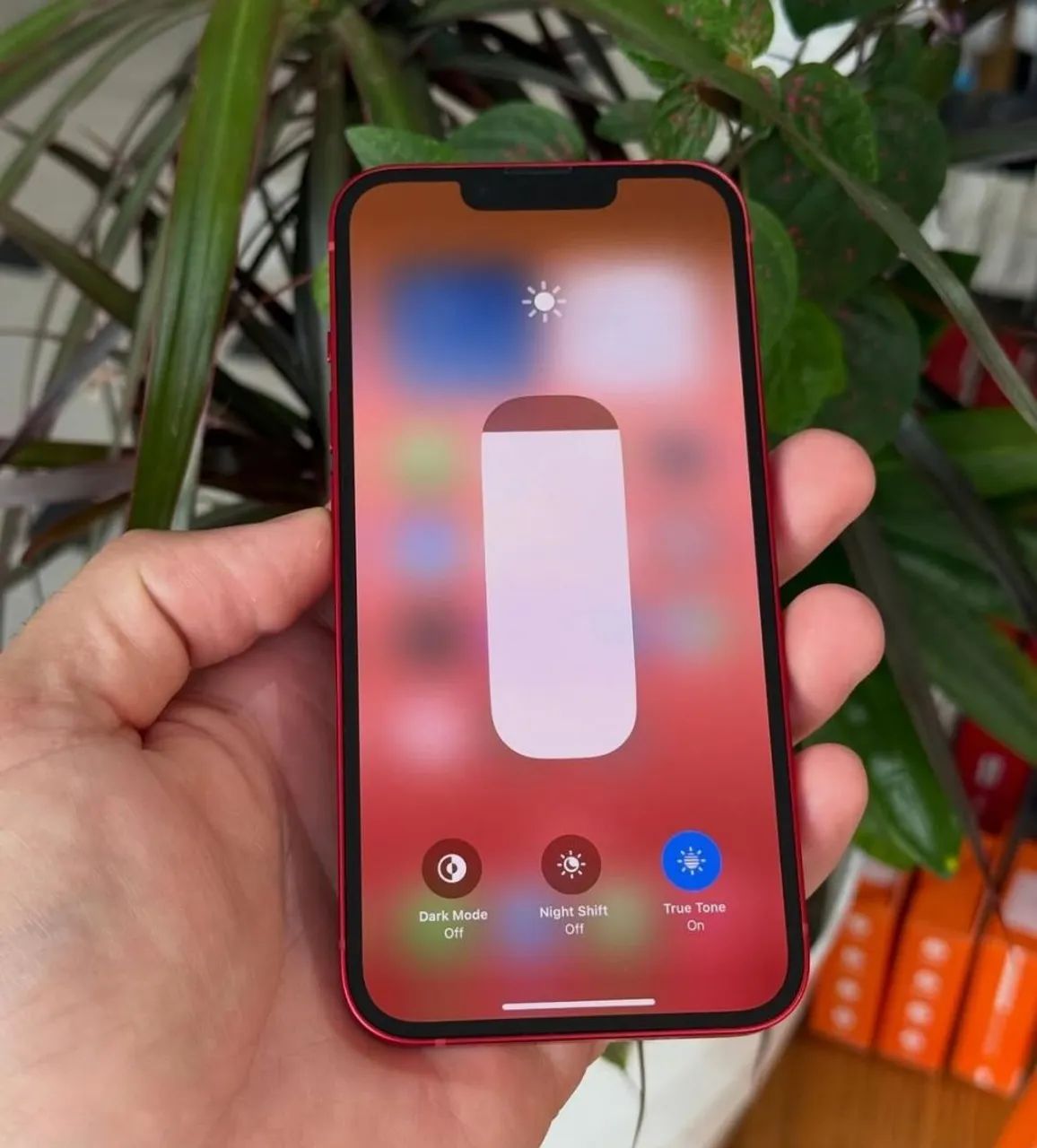 IPhone 13 Red 128GB Bem conservado Aceito Cartão - Celulares e